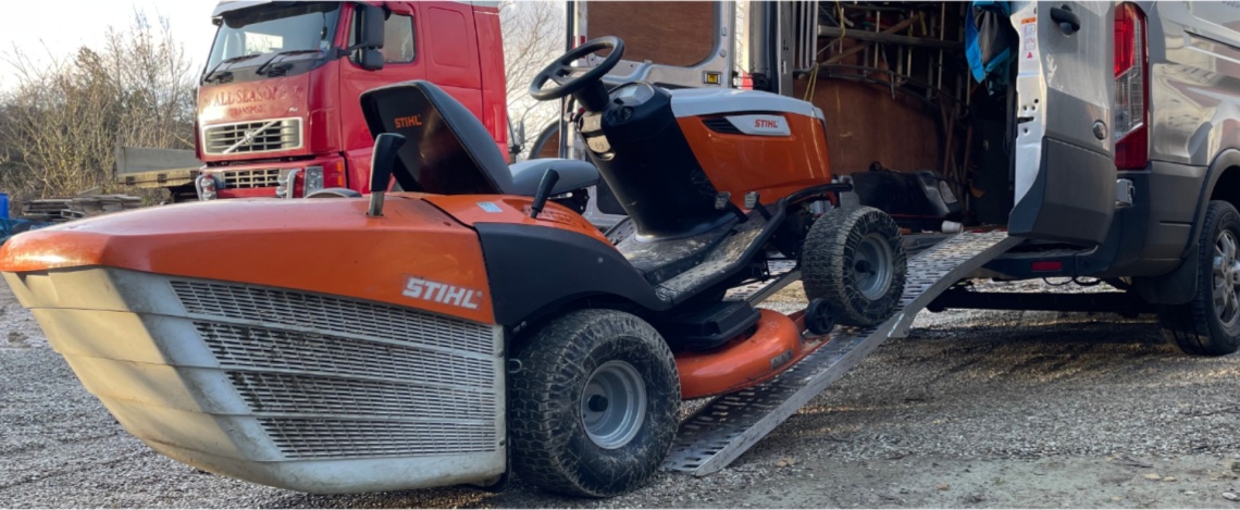 Decking Driveway Cleaning Evesham - PROFESSIONAL LAWN MOWING