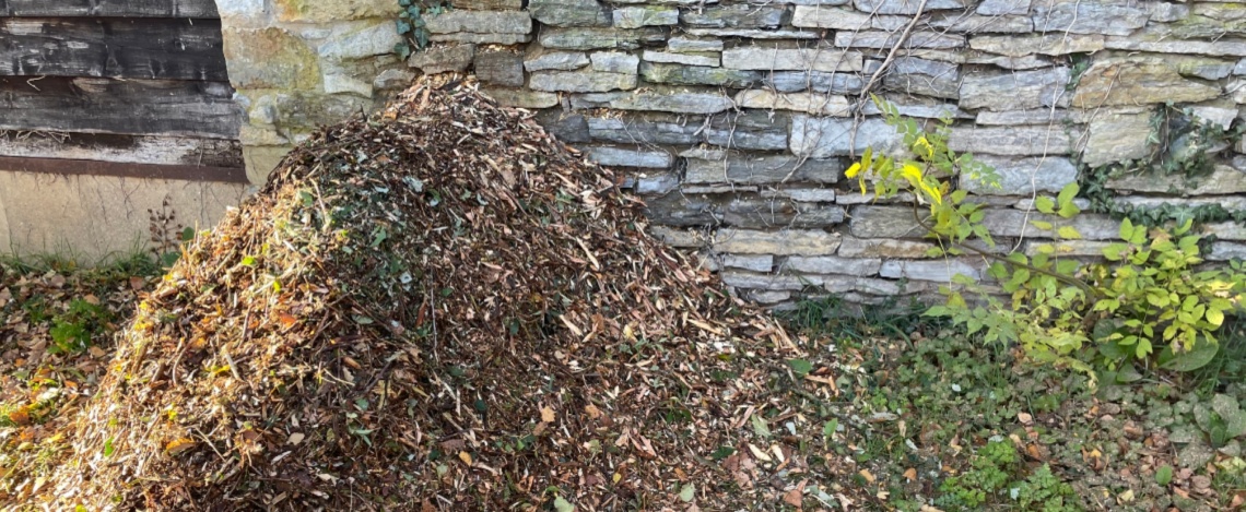 Garden Clearance - clear overgrown lawns and gardens - Cotswolds - Finished chippings