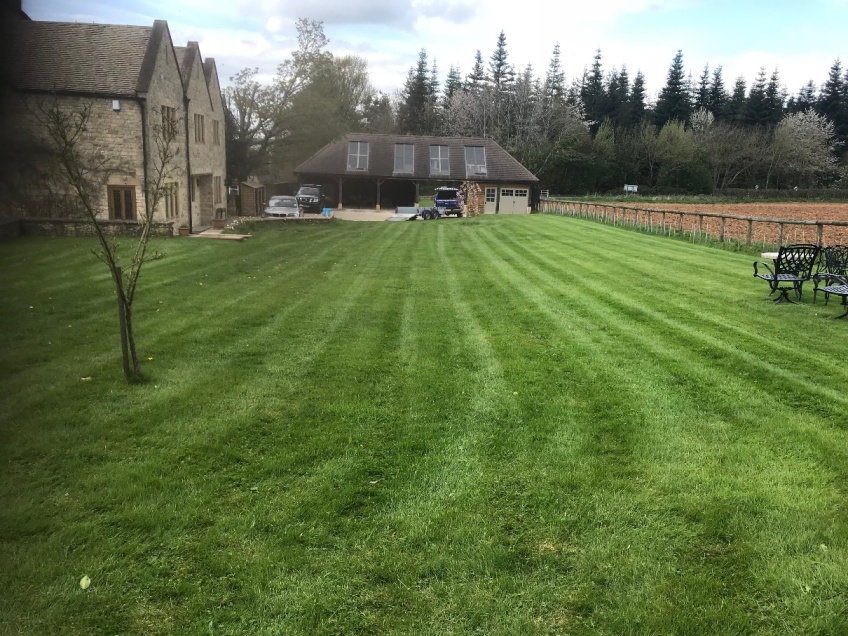 Lawn Cutting - Bourton-on-the-Hill -